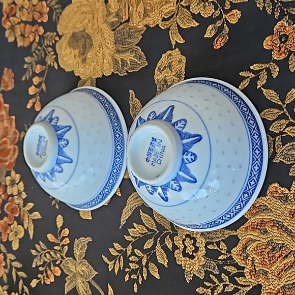 Vintage  60's Blue and white Chinese ceramic   rice grain patterns bowels - Picture 3 of 4